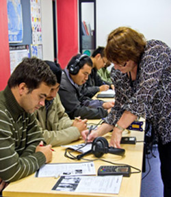 gordon institute students studying english