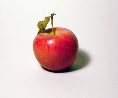 red apple